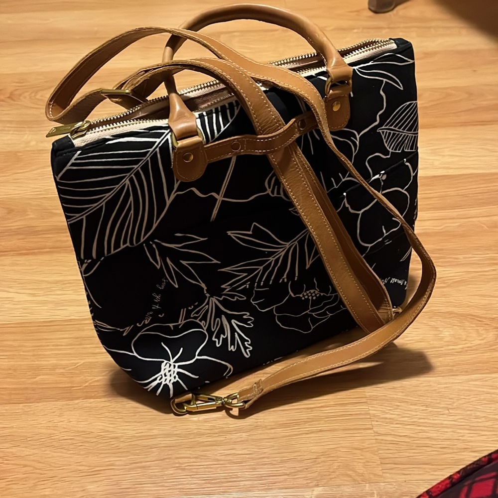 Custom Sseko Secret Garden Tote/Backpack with classic tan leather handles - Picture 3 of 6